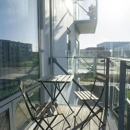 Spacious 1-br W. Private Terrace - 81 Апартаменты